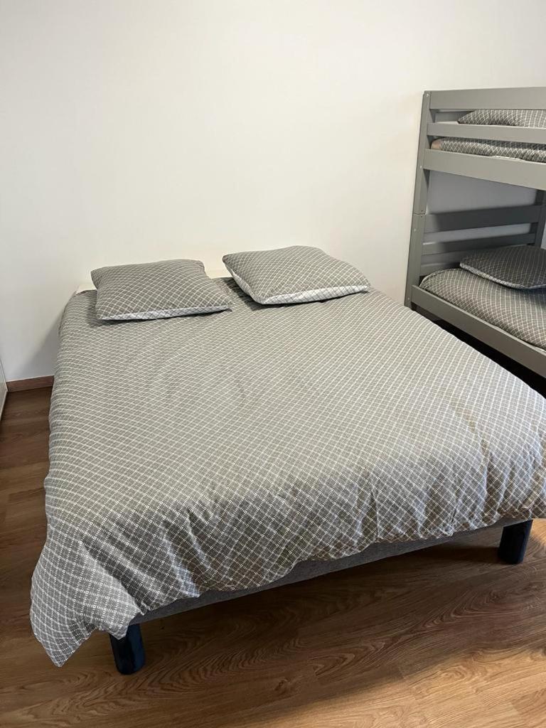 Appartement 5Min Gare Rer Disneyland Paris Val D'Europe La Vallee Village Parking Inclus モンテヴラン エクステリア 写真