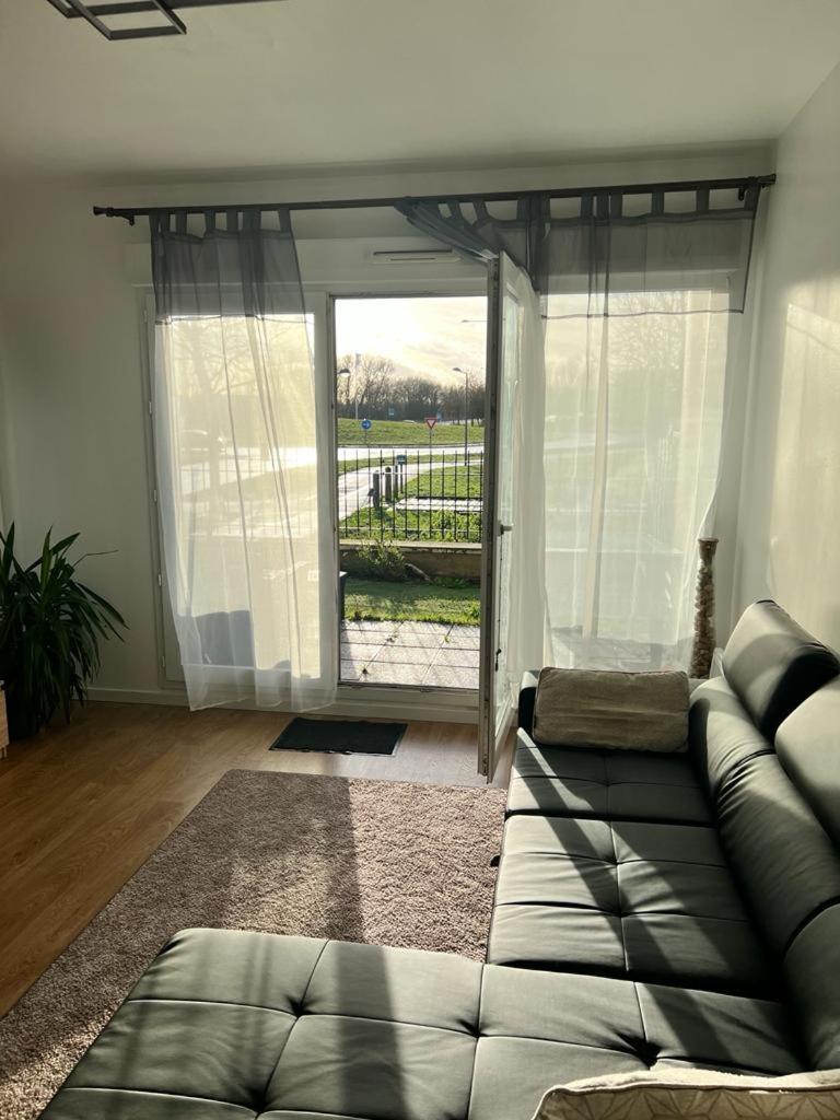 Appartement 5Min Gare Rer Disneyland Paris Val D'Europe La Vallee Village Parking Inclus モンテヴラン エクステリア 写真