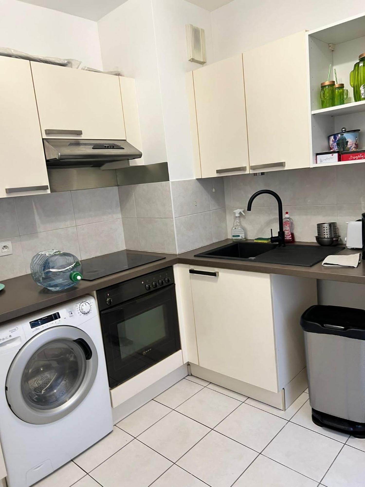 Appartement 5Min Gare Rer Disneyland Paris Val D'Europe La Vallee Village Parking Inclus モンテヴラン エクステリア 写真