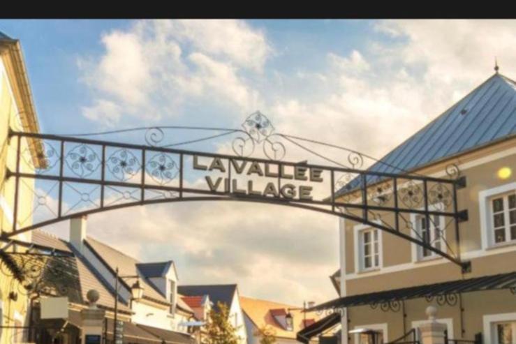 Appartement 5Min Gare Rer Disneyland Paris Val D'Europe La Vallee Village Parking Inclus モンテヴラン エクステリア 写真
