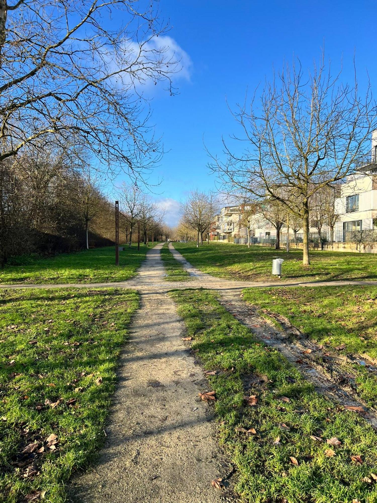 Appartement 5Min Gare Rer Disneyland Paris Val D'Europe La Vallee Village Parking Inclus モンテヴラン エクステリア 写真